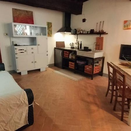 Casa Vacanze Carducci ซานกัสชาโน ดี บาญญี ภายนอก รูปภาพ